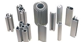 Méthode de contrôle de la qualité des matériaux lors de l'utilisation d'une extrudeuse à profilés d'aluminium